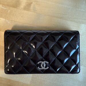 Chanel Black Patent Quilted Yen Wallet